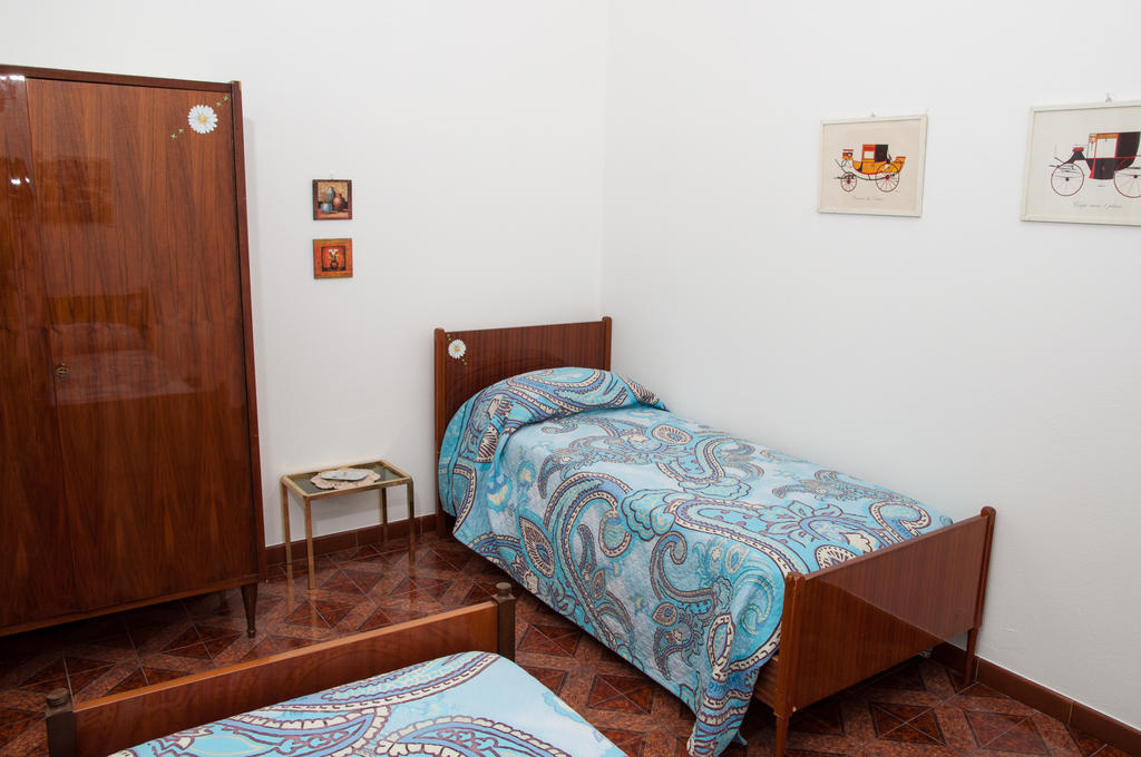 Casa Vacanze Alice Garzeno Quarto foto